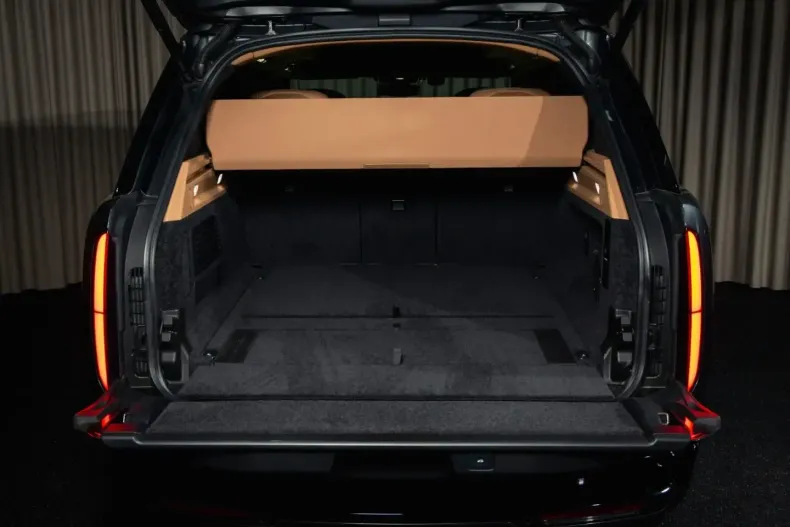 Land Rover Range Rover din 2025 cu 10.500 km - oferta LAN169729 - foto 4