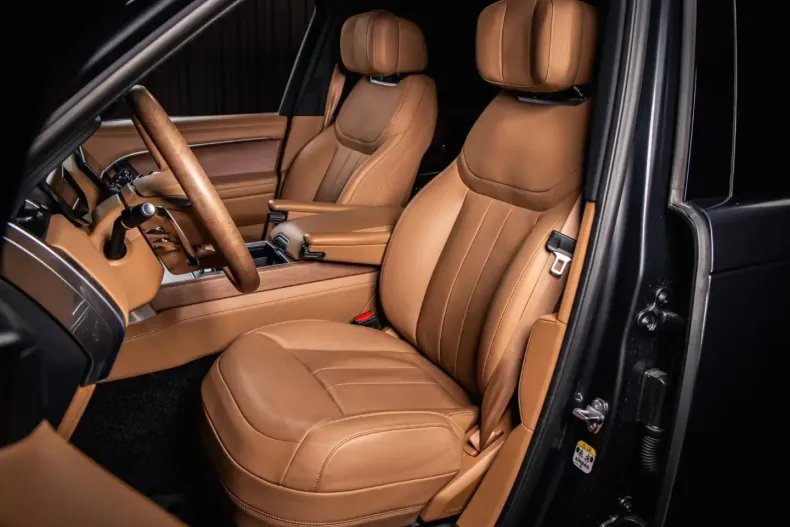 Land Rover Range Rover din 2025 cu 10.500 km - oferta LAN169729 - foto 7