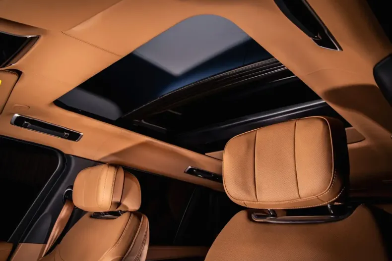 Land Rover Range Rover din 2025 cu 10.500 km - oferta LAN169729 - foto 8