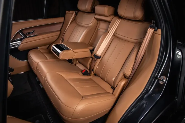 Land Rover Range Rover din 2025 cu 10.500 km - oferta LAN169729 - foto 13