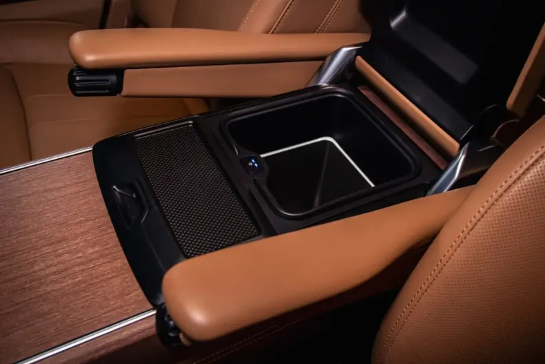 Land Rover Range Rover din 2025 cu 10.500 km - oferta LAN169729 - foto 19