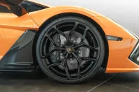 Lamborghini Revuelto din 2025 cu 3.499 km - oferta LAM169730 - foto 6