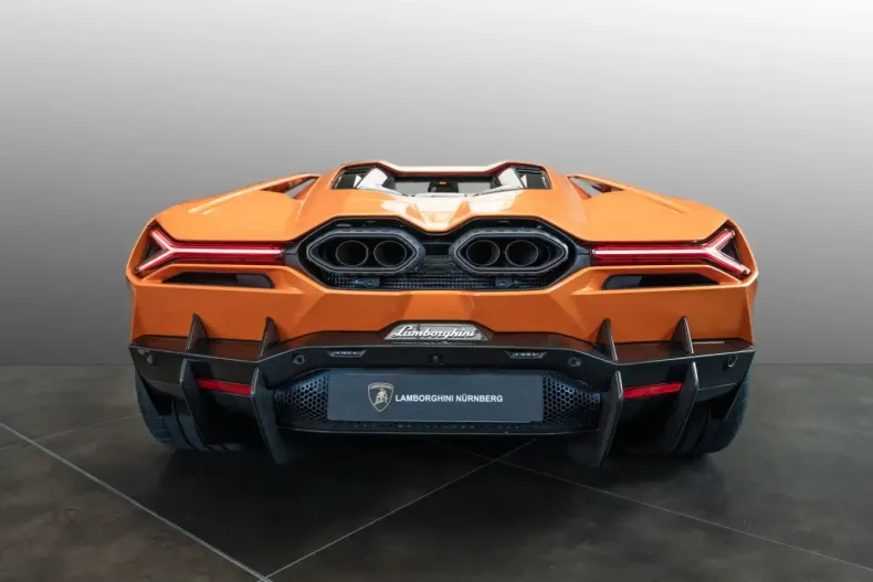 Lamborghini Revuelto din 2025 cu 3.499 km - oferta LAM169730 - foto 8