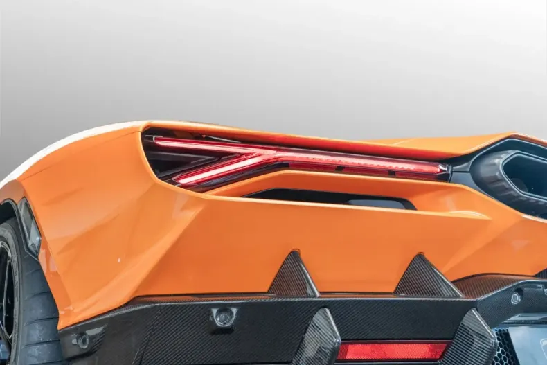 Lamborghini Revuelto din 2025 cu 3.499 km - oferta LAM169730 - foto 10