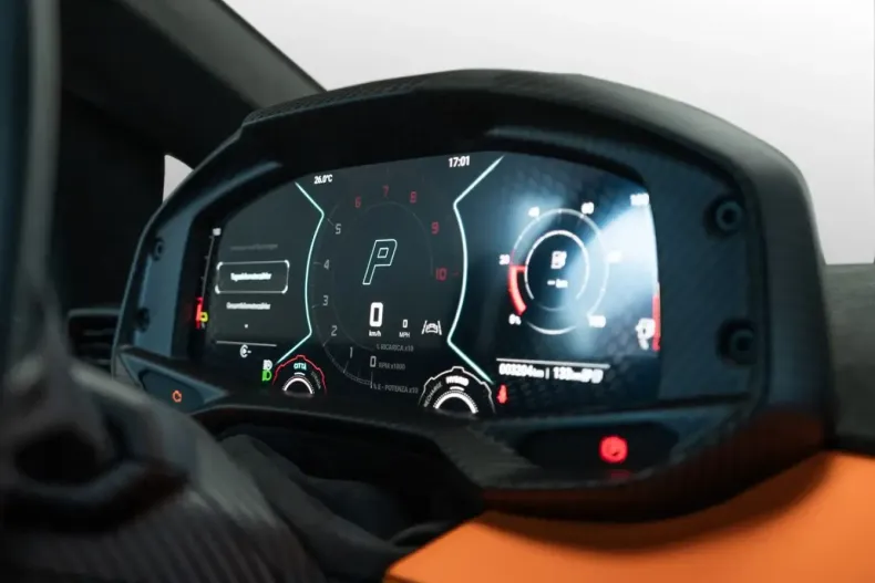 Lamborghini Revuelto din 2025 cu 3.499 km - oferta LAM169730 - foto 14