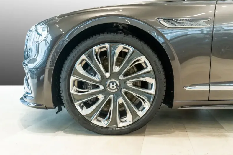 Bentley Flying Spur din 2025 cu 8.390 km - oferta BEN169735 - foto 1