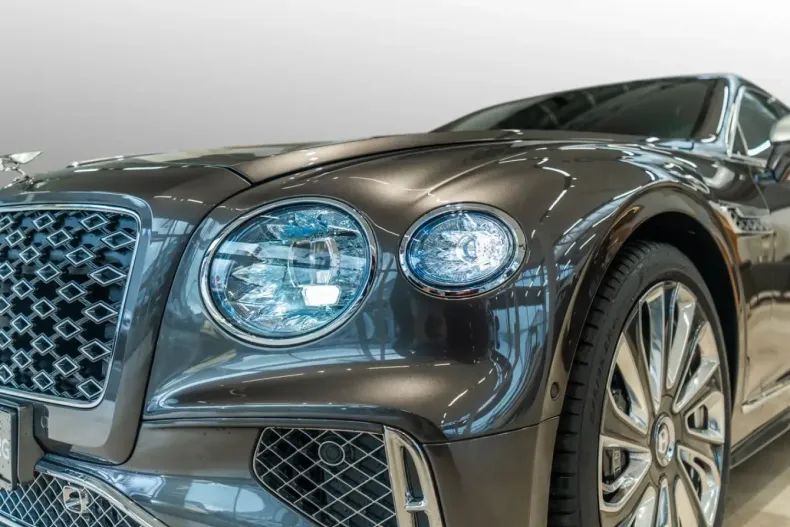 Bentley Flying Spur din 2025 cu 8.390 km - oferta BEN169735 - foto 6