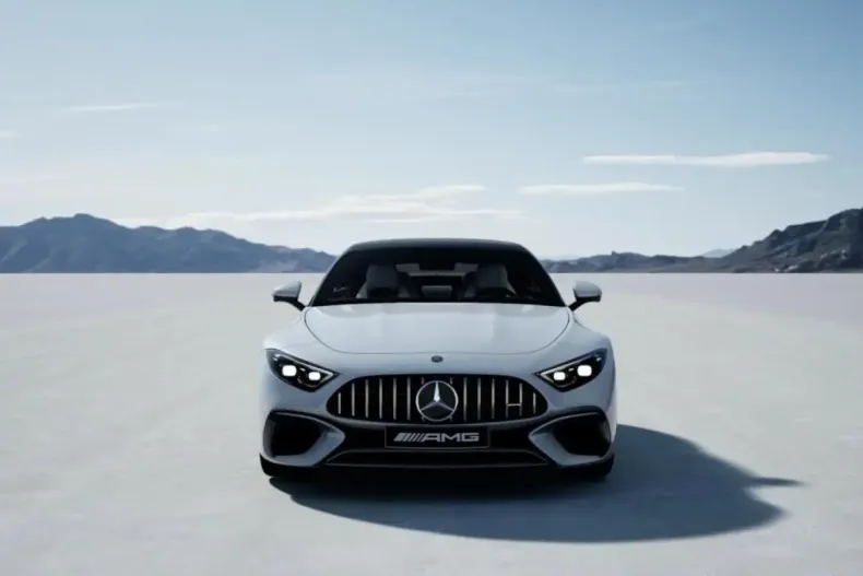 Mercedes-Benz SL 63 AMG din 2025 cu 8.001 km - oferta MER169737 - foto 6