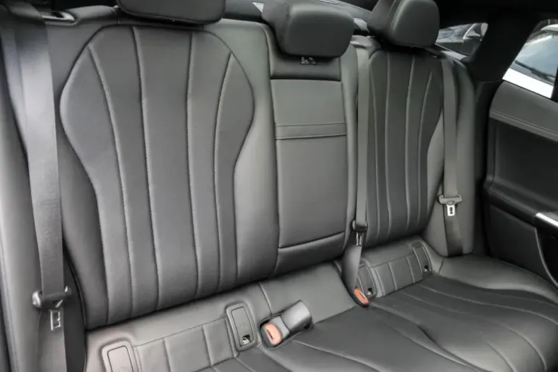 Mercedes-Benz EQE din 2025 cu 12.588 km - oferta MER169739 - foto 6