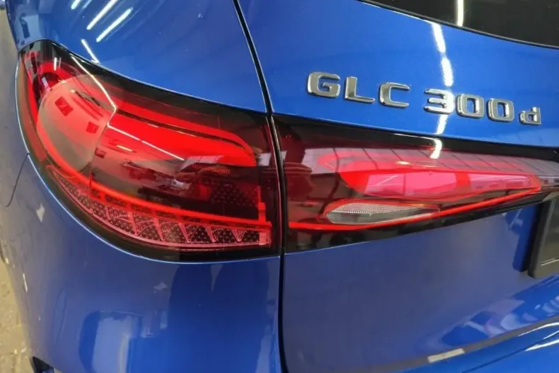 Mercedes-Benz GLC 300 din 2025 cu 11.628 km - oferta MER169746 - foto 13