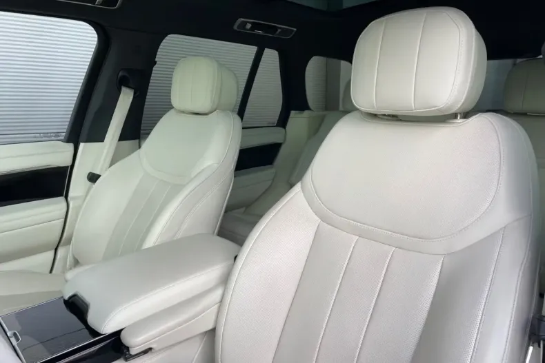 Land Rover Range Rover din 2025 cu 15.700 km - oferta LAN169750 - foto 9