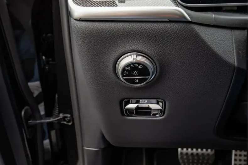 Mercedes-Benz GLC 200 din 2024 cu 19.987 km - oferta MER169755 - foto 17