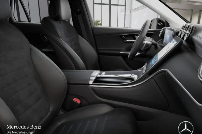 Mercedes-Benz GLC 200 din 2024 cu 18.035 km - oferta MER169757 - foto 16