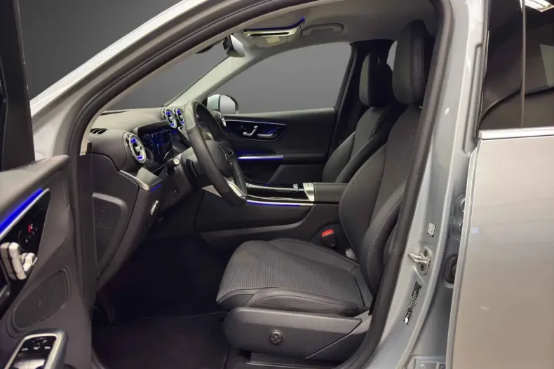 Mercedes-Benz GLC 200 din 2024 cu 7.053 km - oferta MER169760 - foto 11