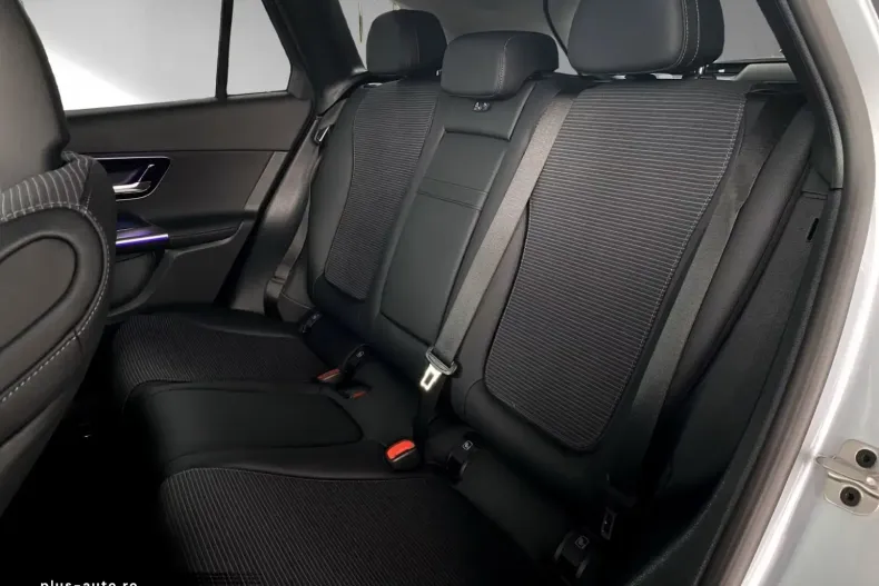 Mercedes-Benz GLC 200 din 2024 cu 13.450 km - oferta MER169761 - foto 13