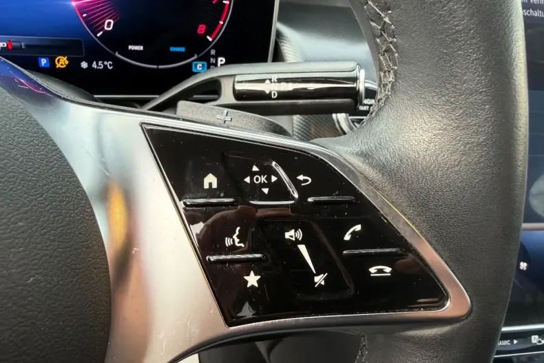 Mercedes-Benz GLC 200 din 2024 cu 20.575 km - oferta MER169762 - foto 18