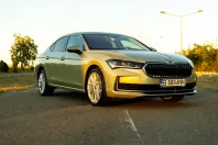 Skoda Superb din 2024 cu 16.600 km - oferta SKO169769 - foto 2