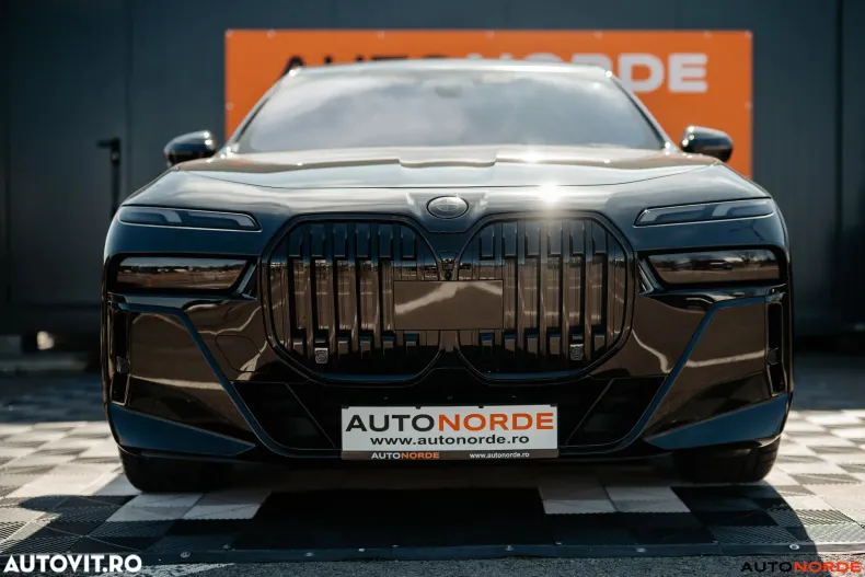 BMW Seria 7 din 2024 cu 44.800 km - oferta BMW169778 - foto 2