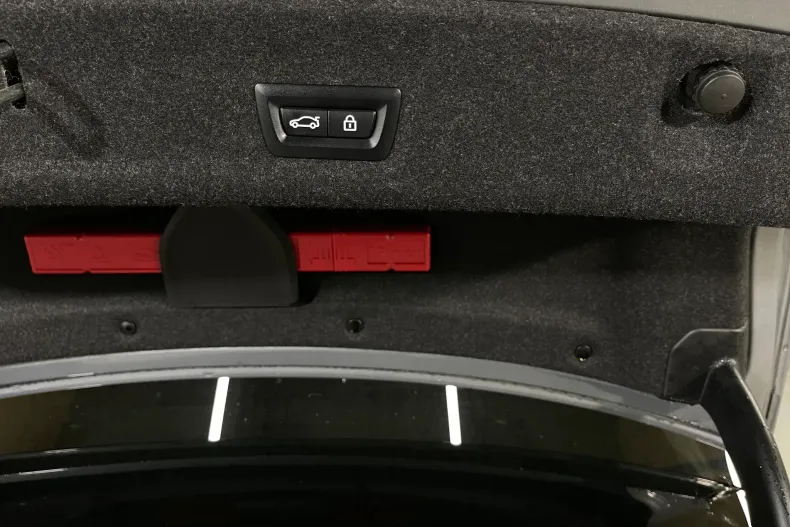 BMW Seria 3 din 2023 cu 79.231 km - oferta BMW169780 - foto 30