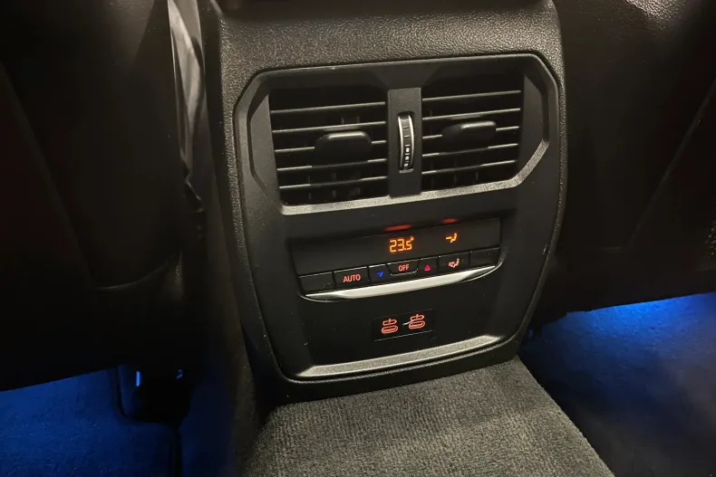 BMW Seria 3 din 2023 cu 79.231 km - oferta BMW169780 - foto 31