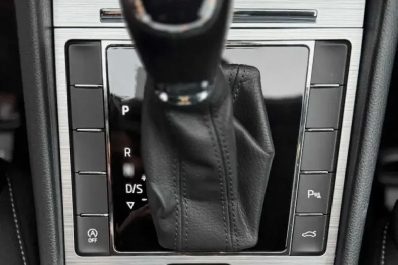 Skoda Superb din 2020 cu 131.000 km - oferta SKO169783 - foto 25