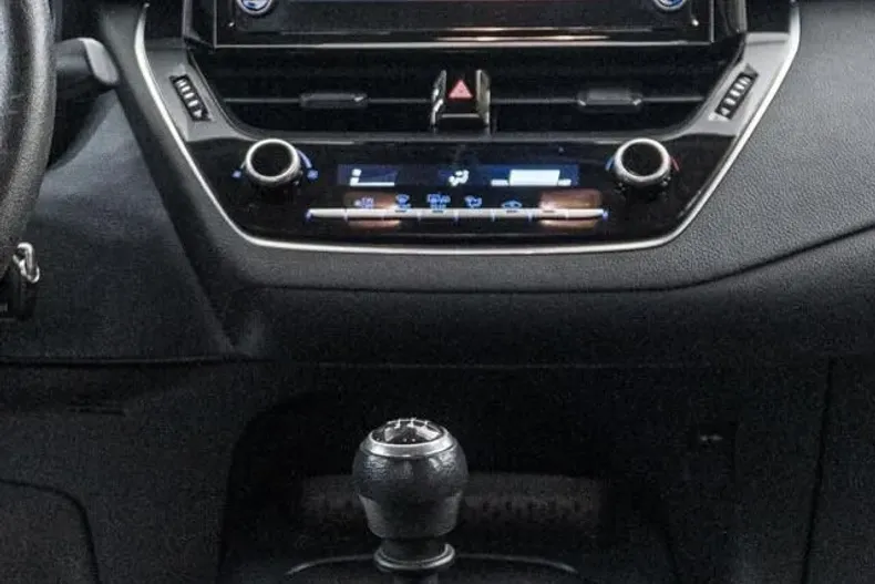 Toyota Corolla din 2022 cu 120.000 km - oferta TOY169791 - foto 4