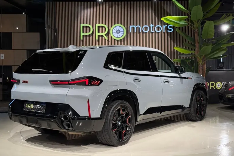 BMW XM din 2023 cu 30.944 km - oferta BMW169792 - foto 2