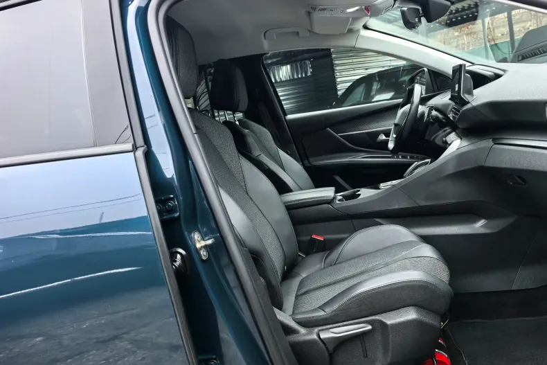 Peugeot 3008 din 2022 cu 124.979 km - oferta PEU169795 - foto 6