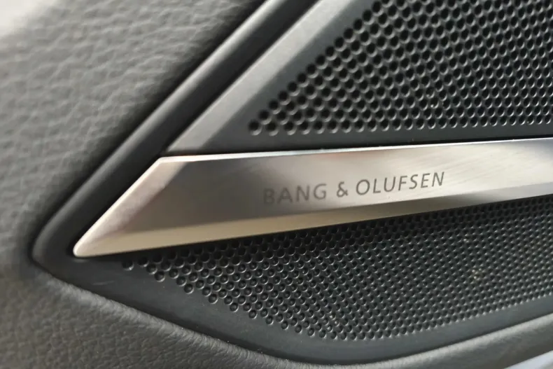 Audi S8 din 2020 cu 76.000 km - oferta AUD169798 - foto 22