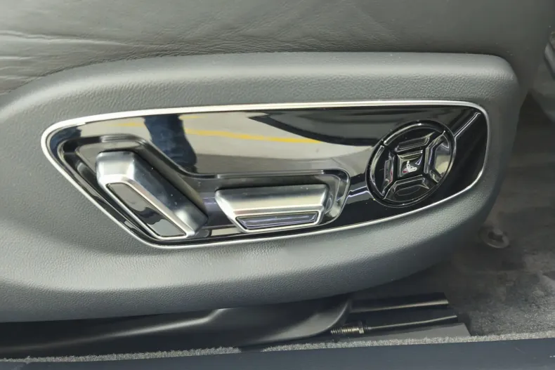 Audi S8 din 2020 cu 76.000 km - oferta AUD169798 - foto 24