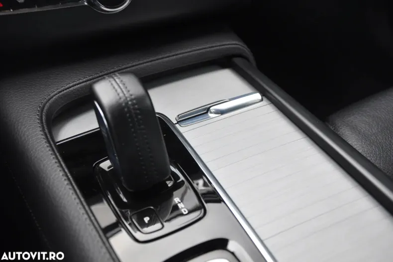 Volvo XC90 din 2021 cu 104.000 km - oferta VOL169803 - foto 22