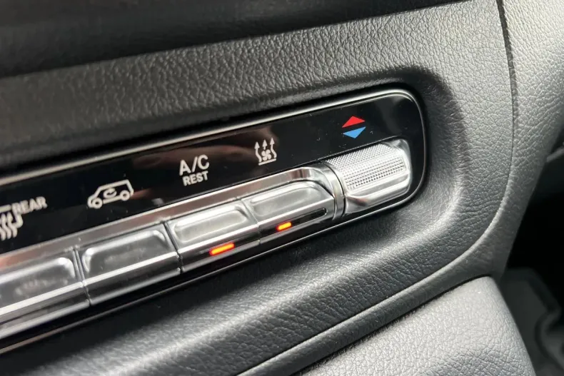 Mercedes-Benz Vito din 2025 cu 1.800 km - oferta MER169807 - foto 18