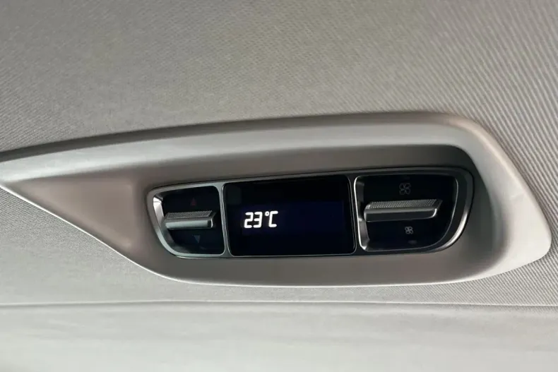 Mercedes-Benz Vito din 2025 cu 1.800 km - oferta MER169807 - foto 25