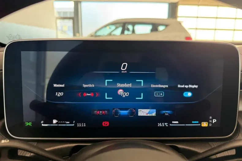 Mercedes-Benz CLE 220 din 2024 cu 24.519 km - oferta MER169809 - foto 17