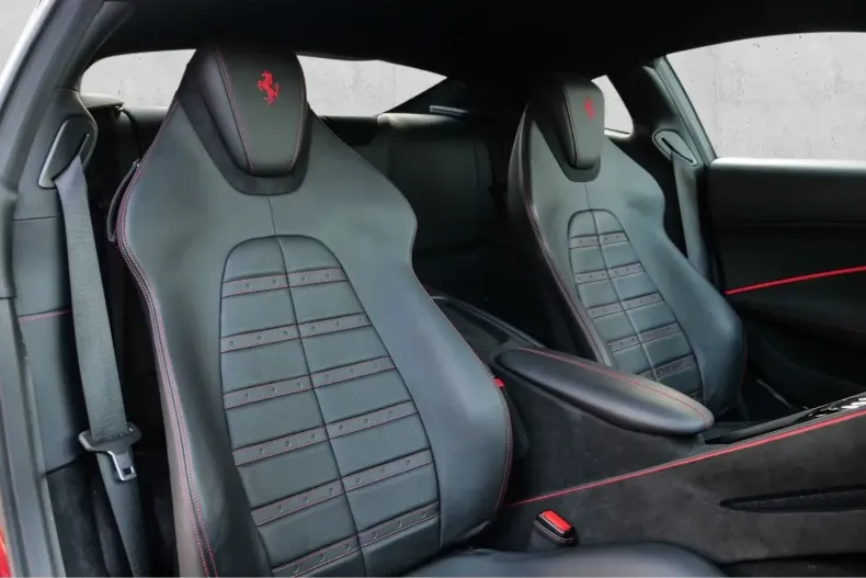 Ferrari Roma din 2024 cu 11.382 km - oferta FER169835 - foto 18