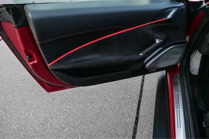 Ferrari Roma din 2024 cu 11.382 km - oferta FER169835 - foto 28