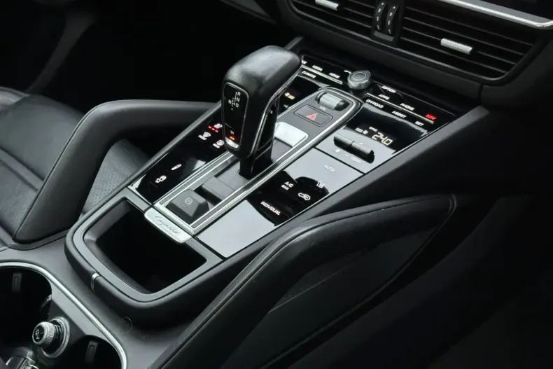 Porsche Cayenne din 2021 cu 46.700 km - oferta POR169848 - foto 10