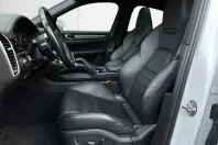 Porsche Cayenne din 2021 cu 46.700 km - oferta POR169848 - foto 17