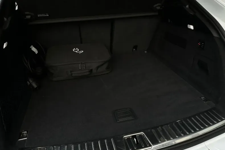 Porsche Cayenne din 2021 cu 46.700 km - oferta POR169848 - foto 27