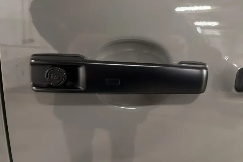 Mercedes-Benz G 63 AMG din 2024 cu 6.200 km - oferta MER169856 - foto 16