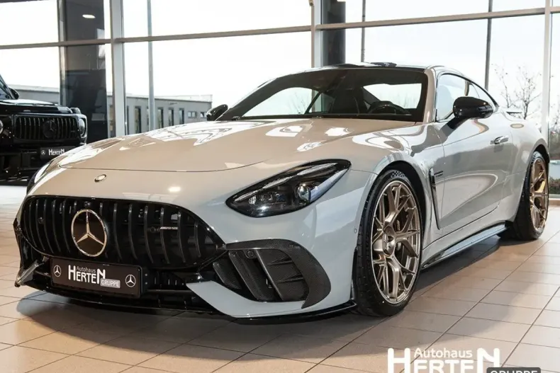 Mercedes-Benz AMG GT din 2025 cu 3.056 km - oferta MER169857 - foto 1