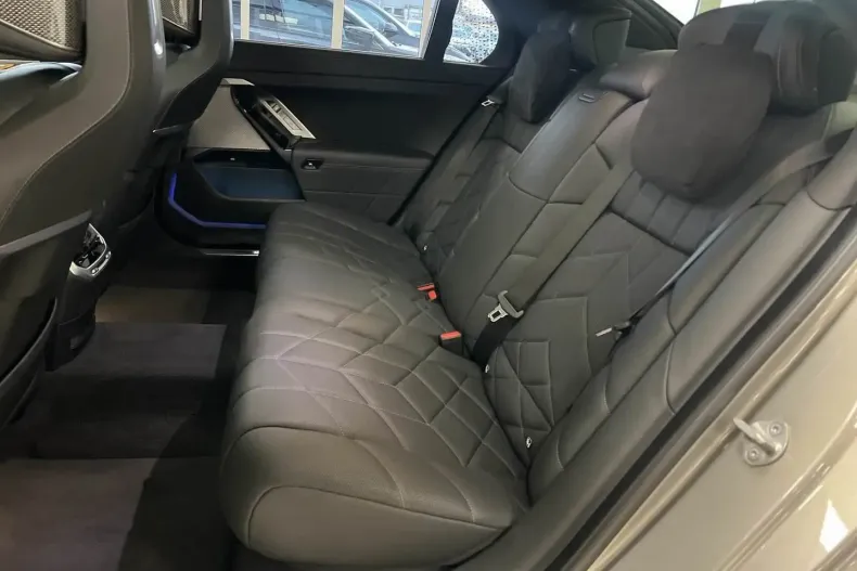 BMW 760 din 2023 cu 77.000 km - oferta BMW169863 - foto 15