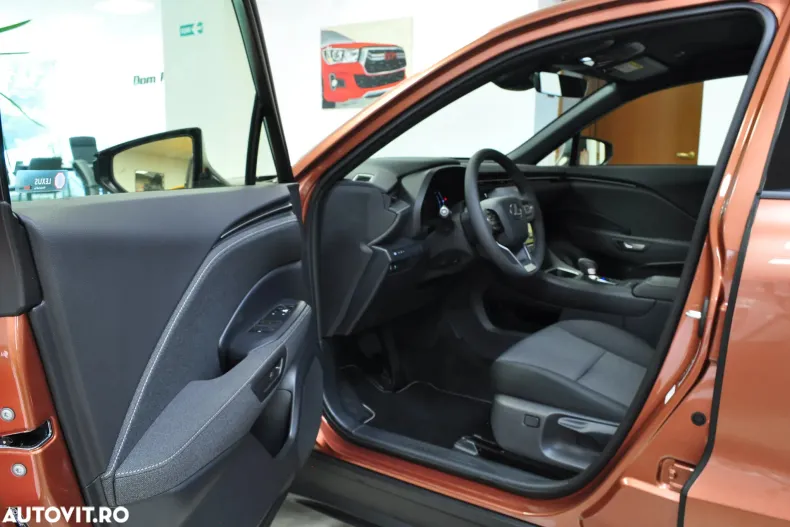 Lexus LBX din 2025 cu 3 km - oferta LEX169870 - foto 8