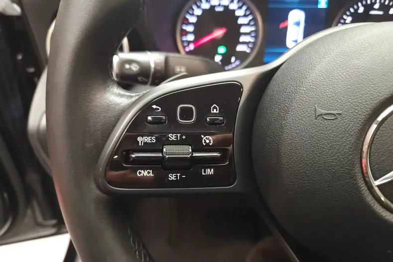 Mercedes-Benz C din 2021 cu 77.000 km - oferta MER169872 - foto 20