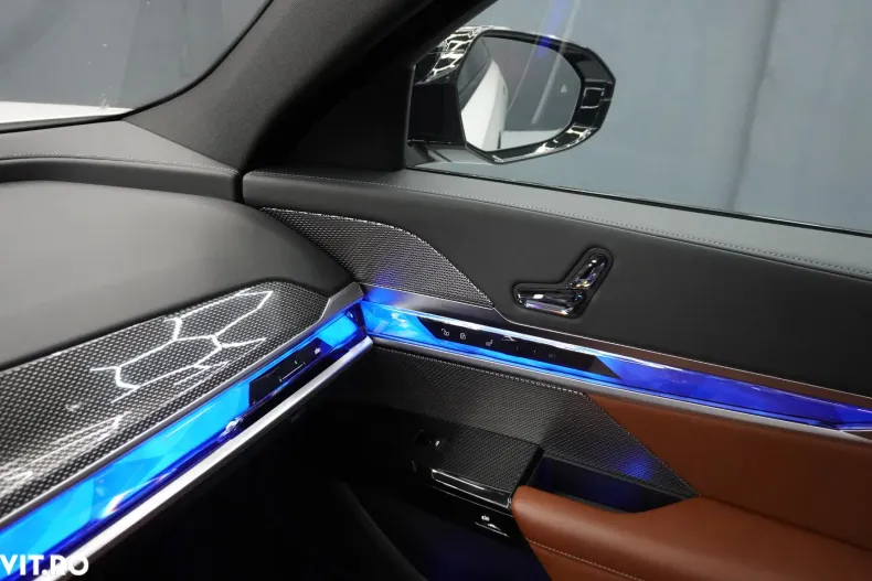 BMW M7 din 2024 cu 35.442 km - oferta BMW169876 - foto 21