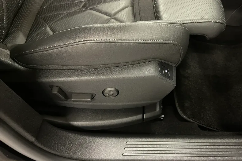 DS Automobiles DS 7 Crossback din 2021 cu 103.871 km - oferta DSA169882 - foto 32