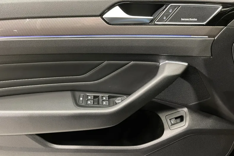 Volkswagen Passat Alltrack din 2021 cu 140.087 km - oferta VOL169883 - foto 34