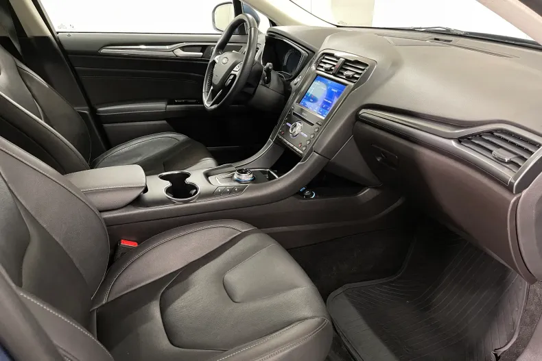 Ford Mondeo din 2020 cu 75.217 km - oferta FOR169884 - foto 10