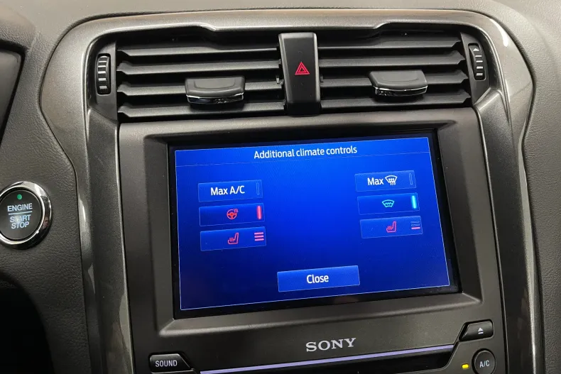 Ford Mondeo din 2020 cu 75.217 km - oferta FOR169884 - foto 19