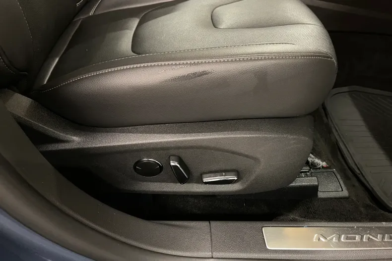 Ford Mondeo din 2020 cu 75.217 km - oferta FOR169884 - foto 25